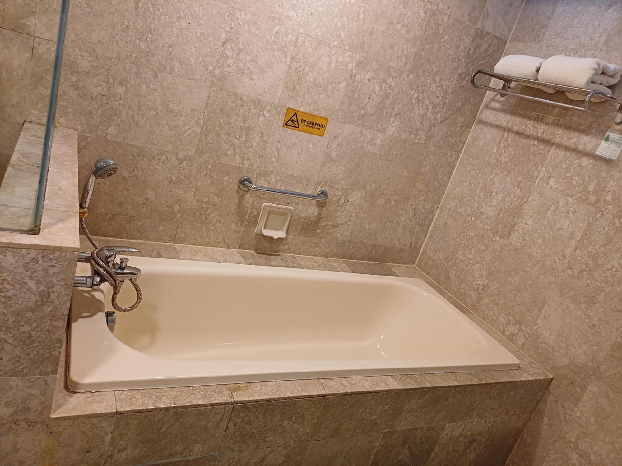 Kl Cozy East Suite At Times Square *