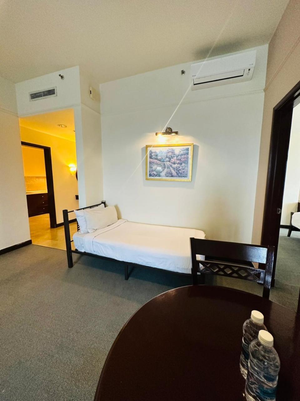 Kl Cozy East Suite At Times Square *