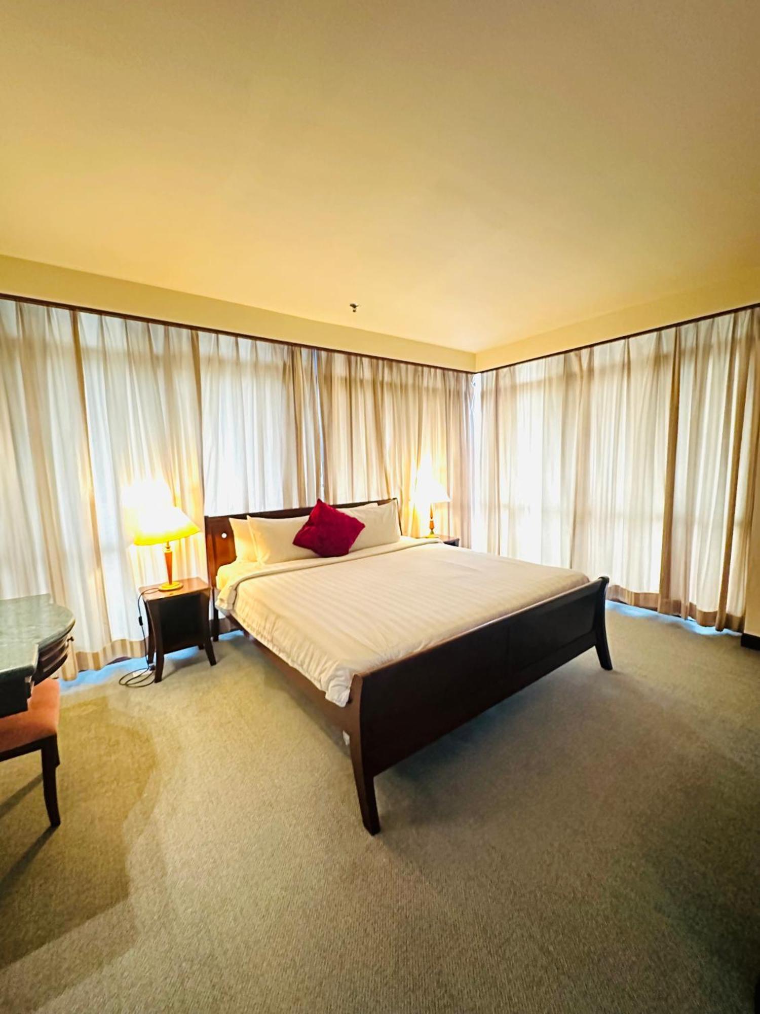 Kl Cozy East Suite At Times Square *